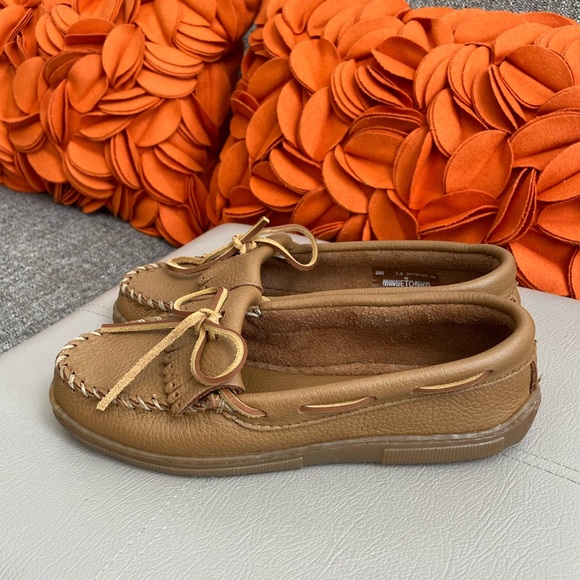 ❣️🆕Minnetonka Leather Moccasins❣️ - Picture 3 of 9